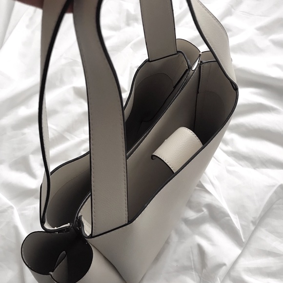 ZARA Light off white on the go bag - Picture 2 of 2